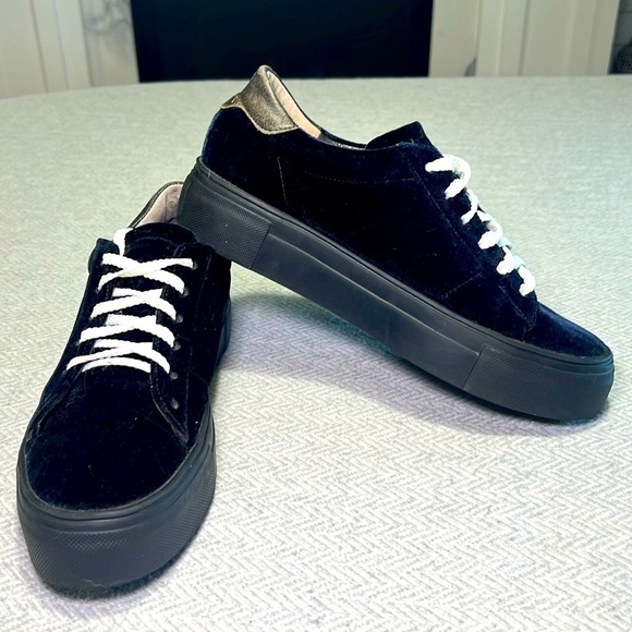 KENNEL & SCHMENGER Shoes - KENNEL & SCHMENGER platform Blue "Suede"  Sneakers. Size 7